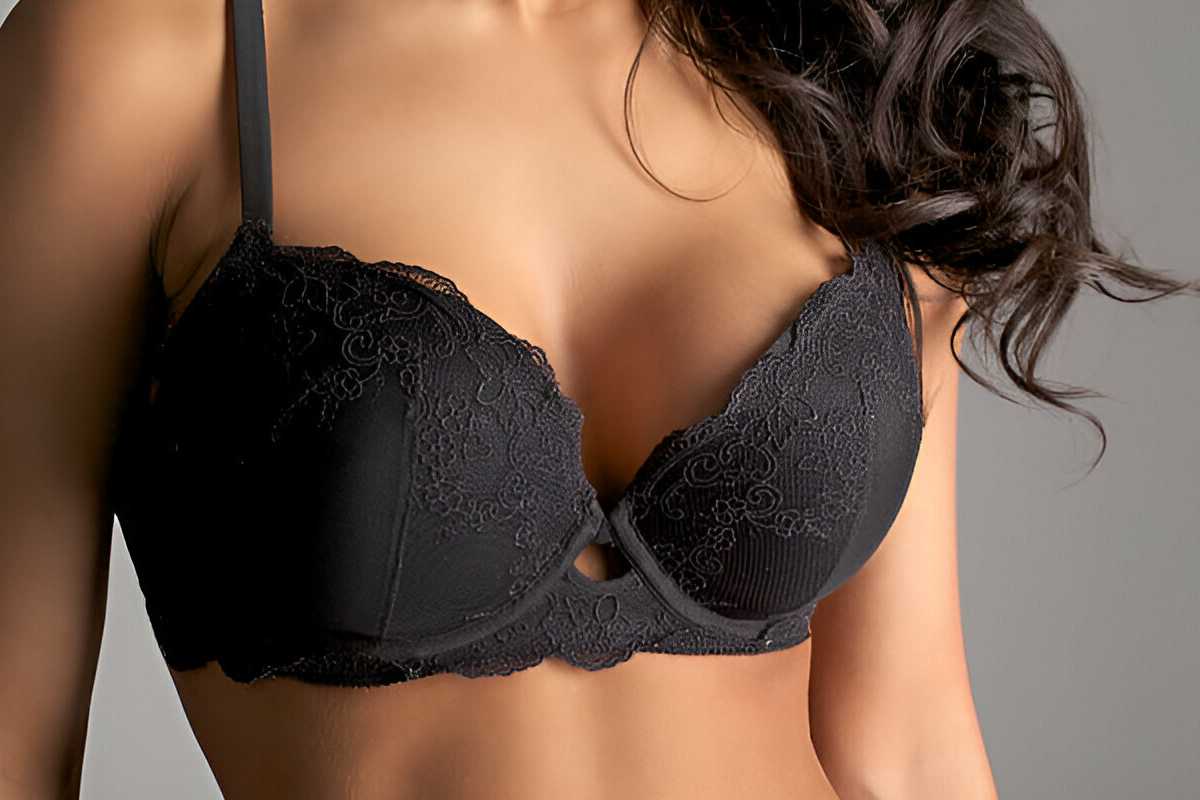 Does Wearing a Bra Affect Health?